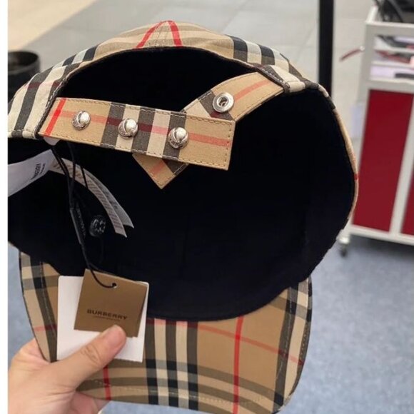 NWT Authentic Burberry TARTAN EMBROIDERED LOGO CAP - unisex - Picture 5 of 8